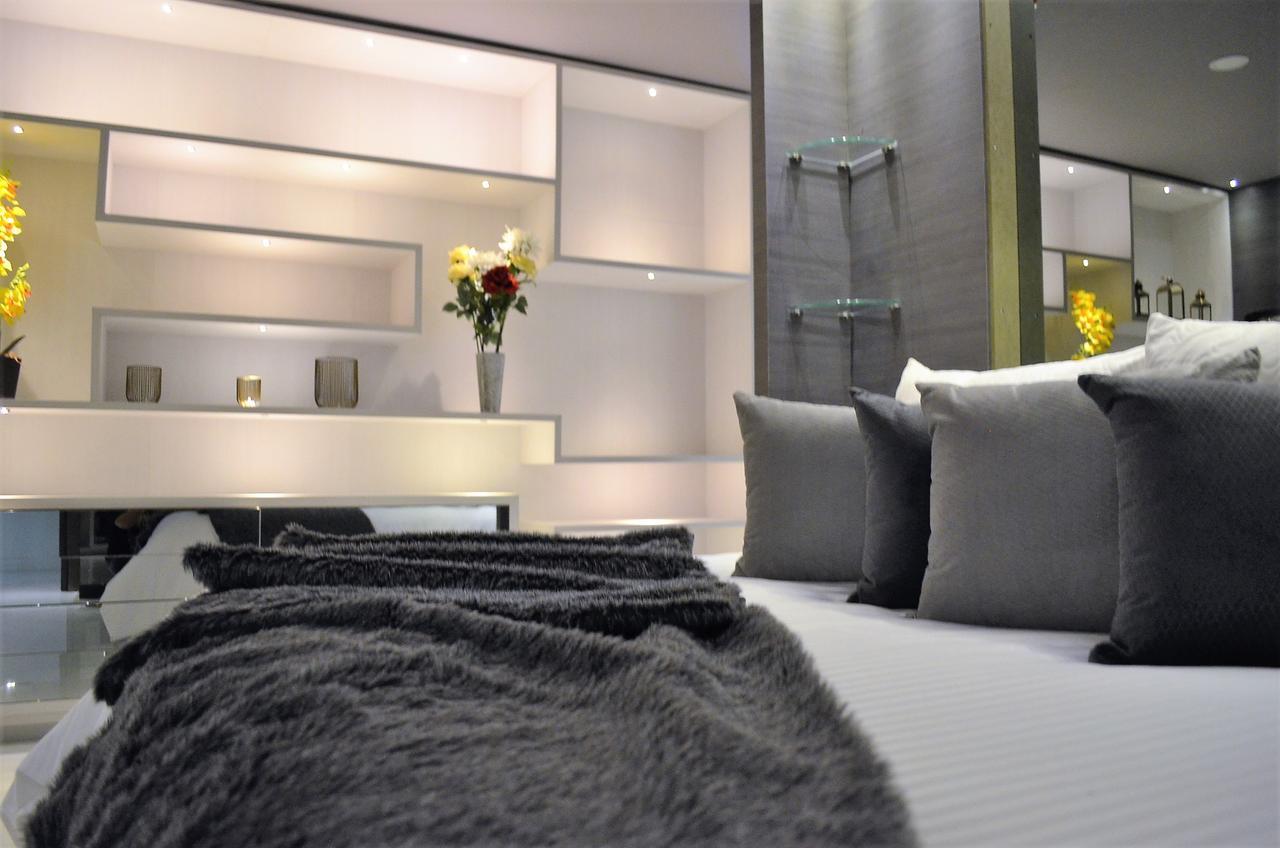 Hotel Paris Luxury Suites Medellín Habitación foto