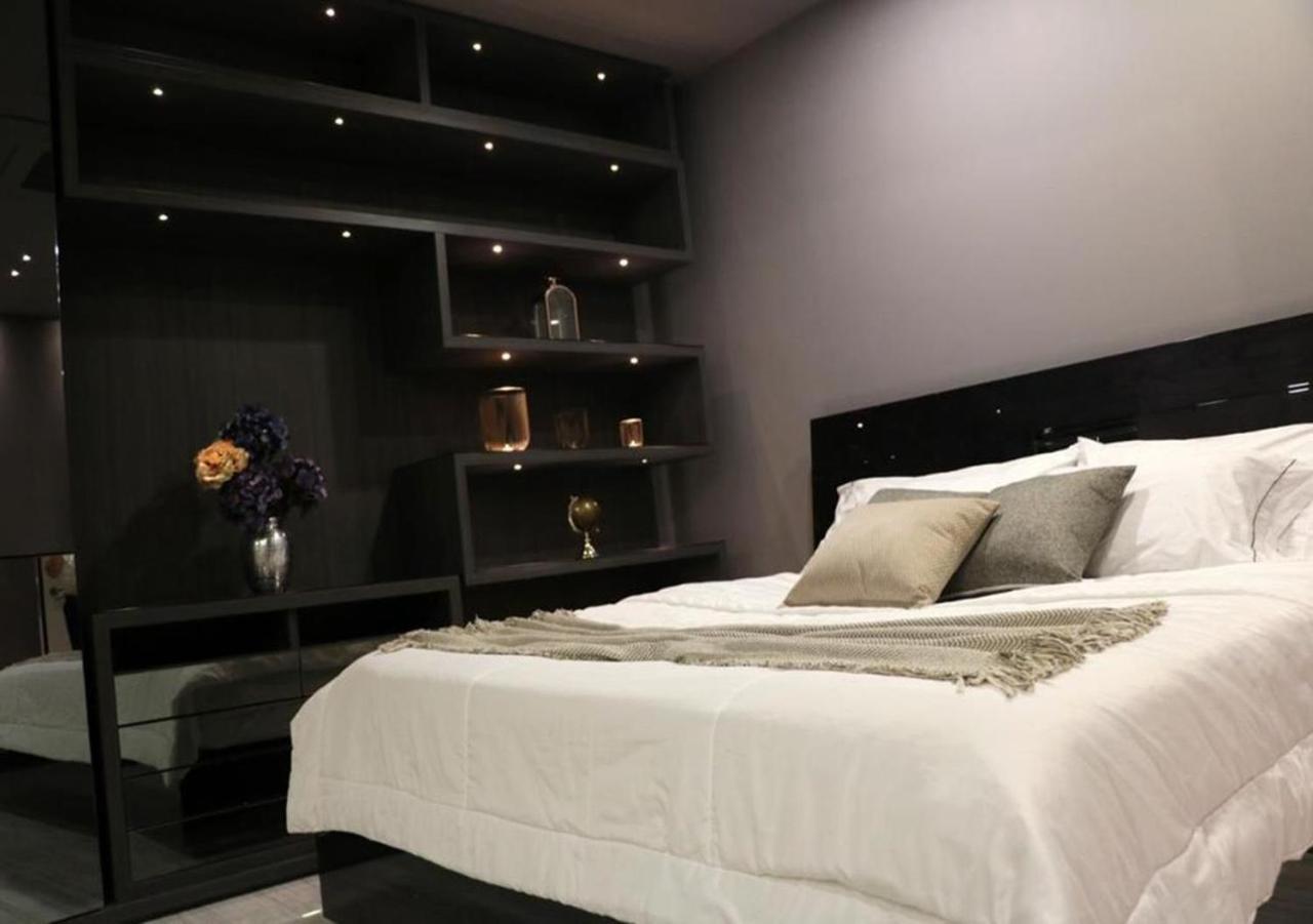 Hotel Paris Luxury Suites Medellín Exterior foto