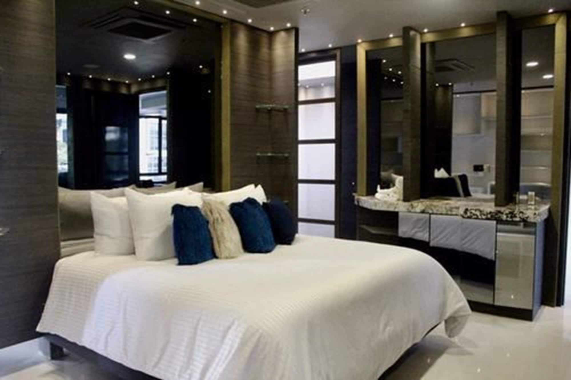Hotel Paris Luxury Suites Medellín Exterior foto